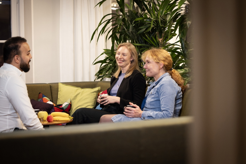 Fahim, Emma och Maria